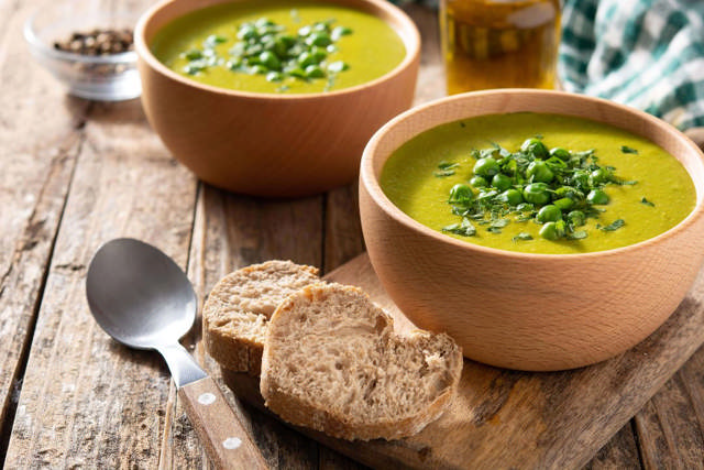 Green pea soup